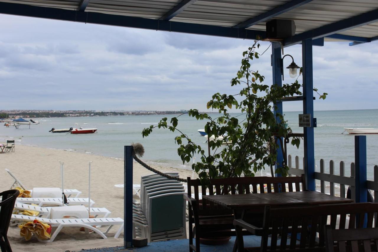 Hotel Ennis Inn เทเคียร์ดัก ภายนอก รูปภาพ